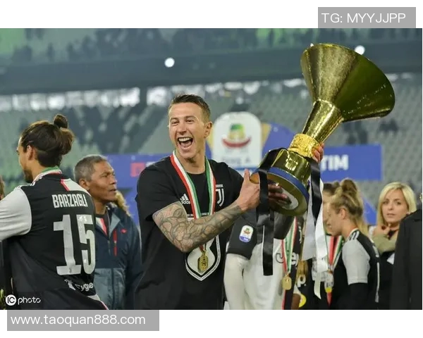 尤文图斯打响夺冠先声、意甲冠军在望!签下意大利国脚巩固后防线实力提升 尤文图斯打响夺冠先声、意甲冠军在望!签下意大利国脚巩固后防线实力提升