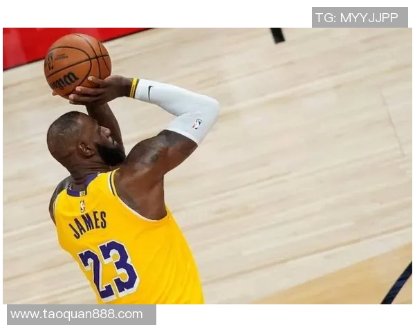 詹姆斯连续三场得分超过30分,领导湖人队击败76人队 詹姆斯连续三场得分超过30分,领导湖人队击败76人队